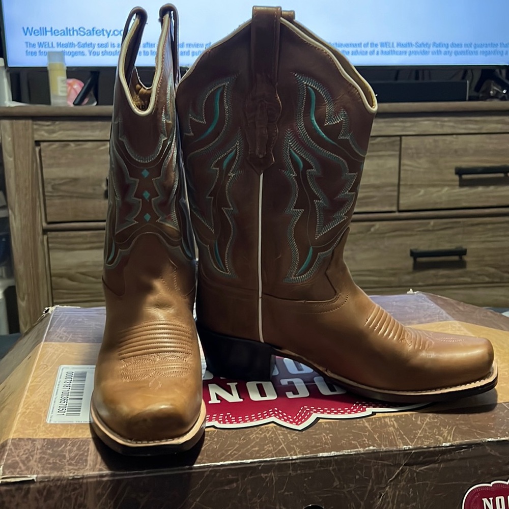 Nocona Boots